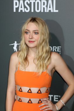 Oyuncu Dakota Fanning