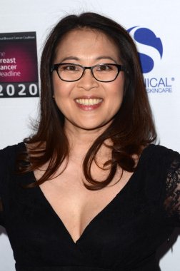 aktris Suzy Nakamura