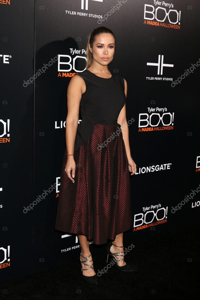 Actress Zulay Henao – Stock Editorial Photo © Jean_Nelson #127514458