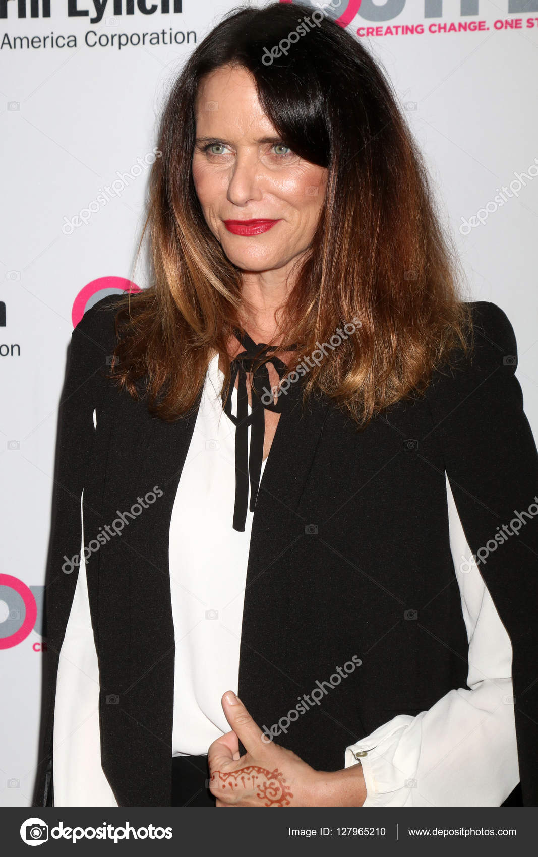 Actress Amy Landecker – Stock Editorial Photo © Jean_Nelson #127965210