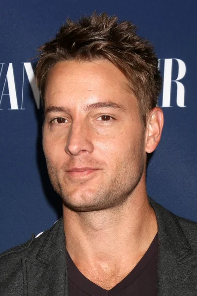 Actor Justin Hartley — Stock Editorial Photo © Jean_Nelson #138793626