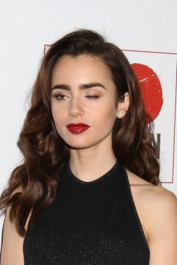 Aktris Lily Collins