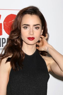 Aktris Lily Collins