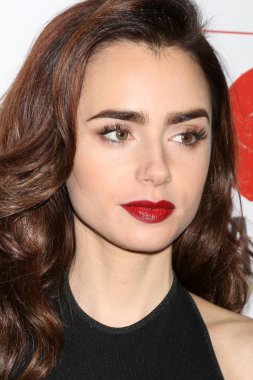 Aktris Lily Collins