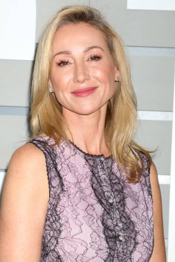 aktris Belinda Stronach