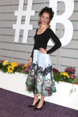 aktris elizabeth banks 