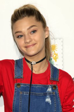 aktris Lizzy Greene