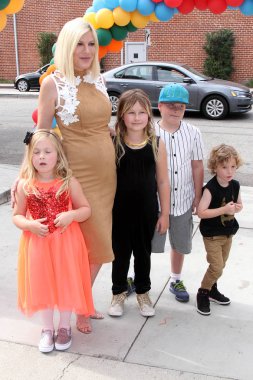 Tori Spelling, çocuk