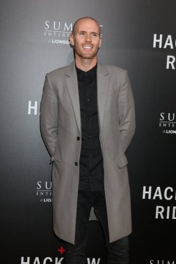 aktör Oliver Trevena