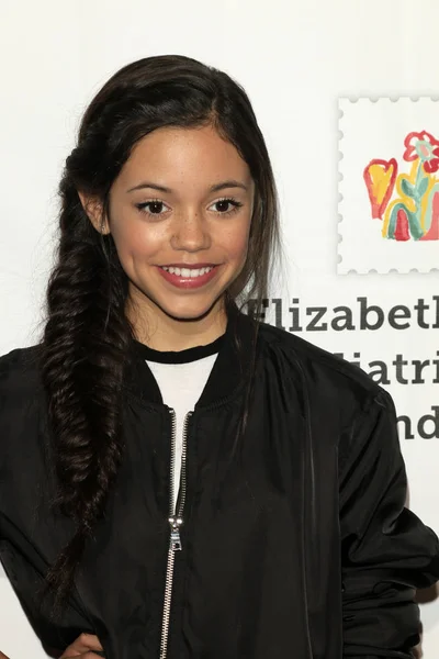 Schauspielerin Jenna Ortega — Stockfoto