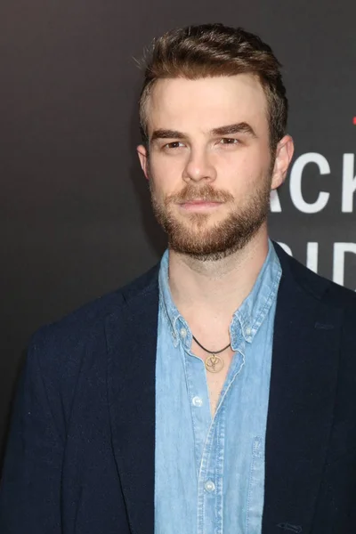 Acteur Nathaniel Buzolic — Stockfoto