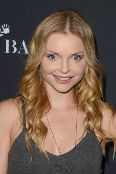 Skådespelerskan Izabella Miko — Stockfoto