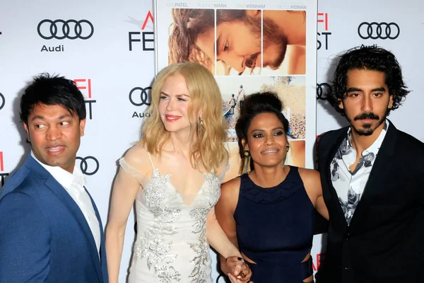 Saroo Brierley, Nicole Kidman, Priyanka Bose, Dev Patel — Stock Photo, Image