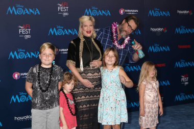 Liam Mcdermott, Tori yazım, Stella Mcdermott, Dean Mcdermott, Finn Mcdermott, Hattie Mcdermott