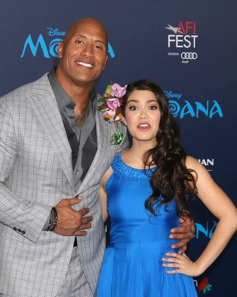 Dwayne johnson, auli 'i cravalho — Stockfoto