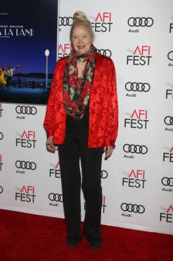 aktris sally kirkland