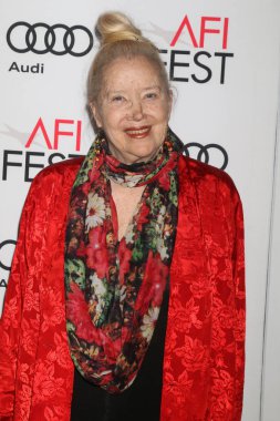 aktris sally kirkland