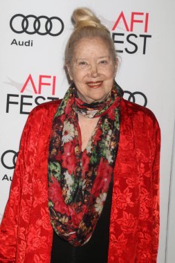 aktris sally kirkland