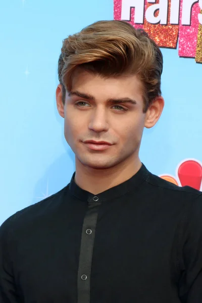 Actor Garrett Clayton — Foto de Stock