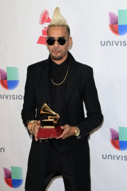  17 yıllık Latin Grammy Ödülleri'nde motifi