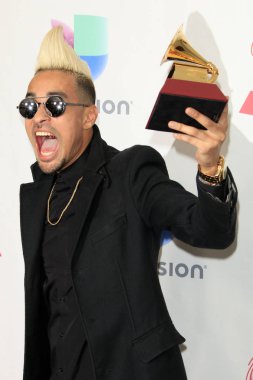  17 yıllık Latin Grammy Ödülleri'nde motifi