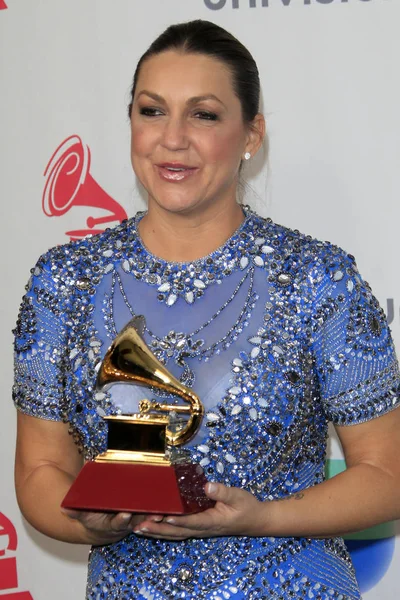 Nina Pasto op de 17e jaarlijkse Latin Grammy Awards — Stockfoto
