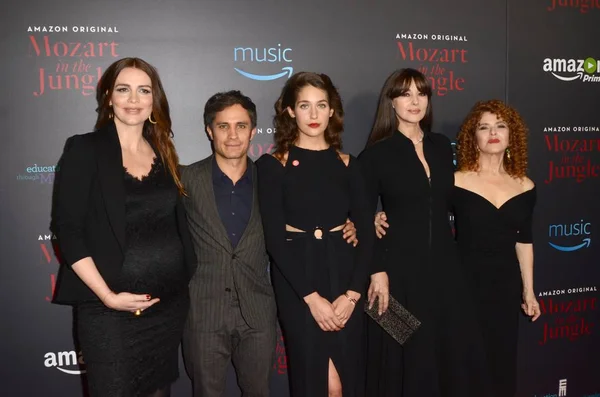 Saffron Burrows, Gael Garcia Bernal, Lola Kirke, Monica Bellucci, Bernadette Peters — Zdjęcie stockowe