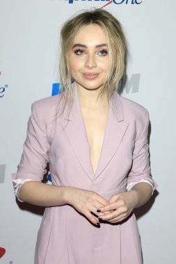 aktris Sabrina Carpenter