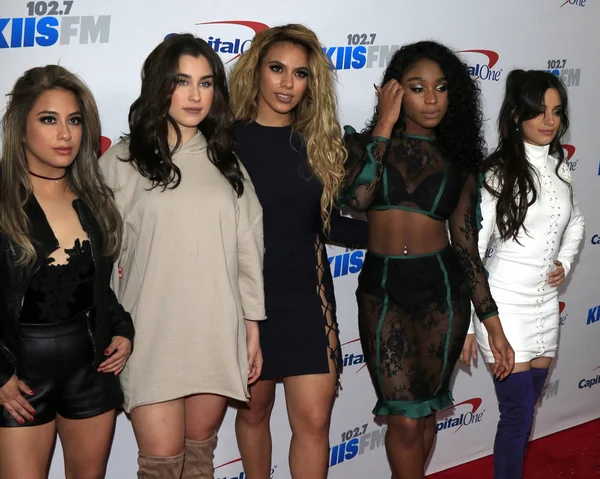 Ally Brooke, Lauren Jauregui, Dinah-Jane Hansen, Normani Hamilton, piąty harmonii, Camila Cabello — Zdjęcie stockowe