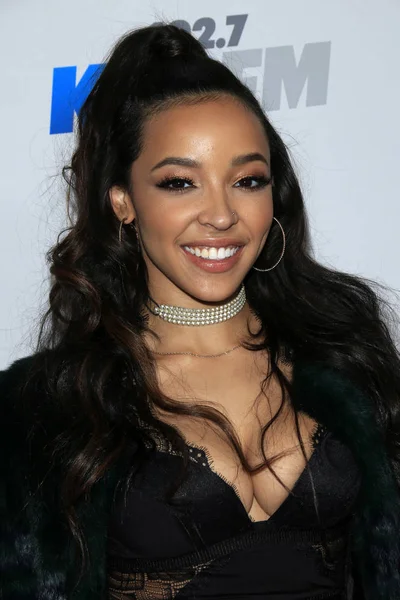 Tinashe、102.7kiis で Fm のジングル ボール 2016 — ストック写真