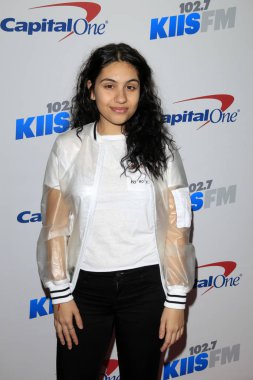 şarkıcı Alessia araba 