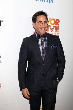 aktör Dan Bucatinsky