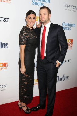  Jamie-Lynn Sigler, kesici Dykstra