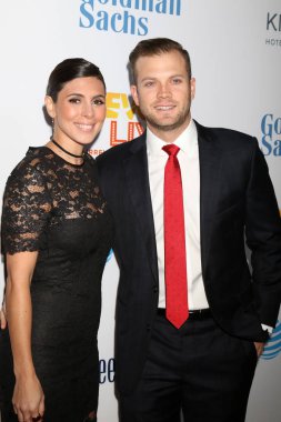  Jamie-Lynn Sigler, kesici Dykstra