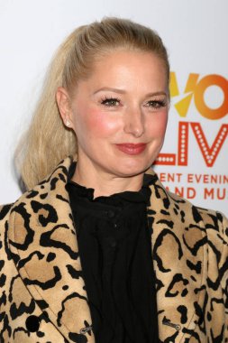 aktris Katherine Lanasa