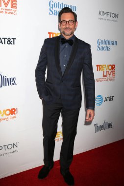 aktör Lawrence Zeryan