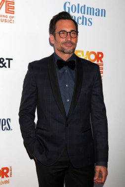 aktör Lawrence Zeryan