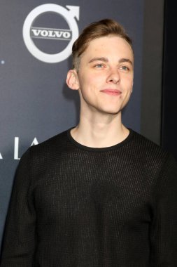 aktör Jon Cozart