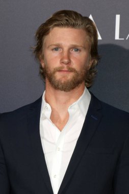 aktör Thad Luckinbill 