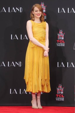 aktris emma stone