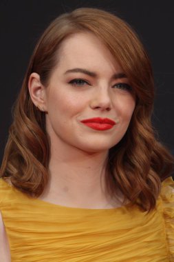 aktris emma stone