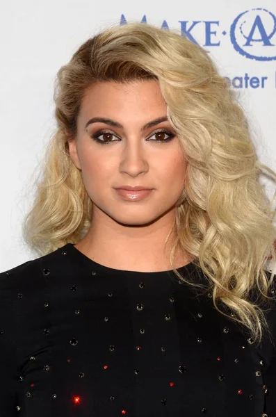 Atriz Tori Kelly — Fotografia de Stock