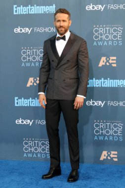 aktör ryan reynolds