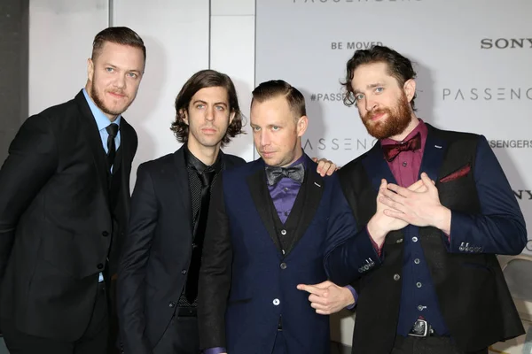 Föreställa sig drakar, Dan Reynolds, Wayne Sermon Ben Mckee, Daniel Platzman — Stockfoto