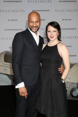 Keegan-Michael anahtar, Elisa Pugliese