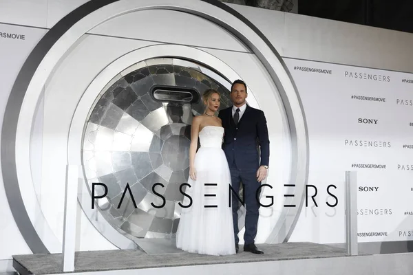 Jennifer Lawrence, Chris Pratt — Stock Photo, Image