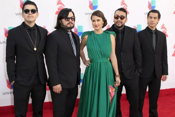 Chamanas 17 yıllık Latin Grammy Ödülleri'nde