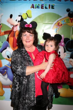 Vicki Frantz, Amelie Bailey