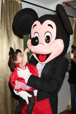 Amelie Bailey, Mickey Mouse karakter 