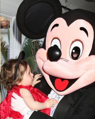 Amelie Bailey, Mickey Mouse karakter 
